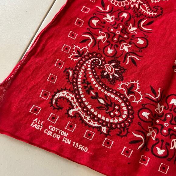 Vintage 90s Red Cotton USA Made Square Bandana Neck Tie - Picture 5 of 12